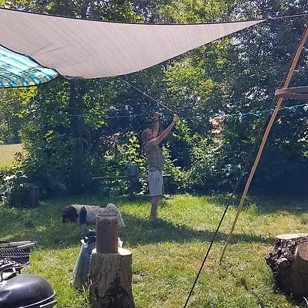 Caravane En Bois